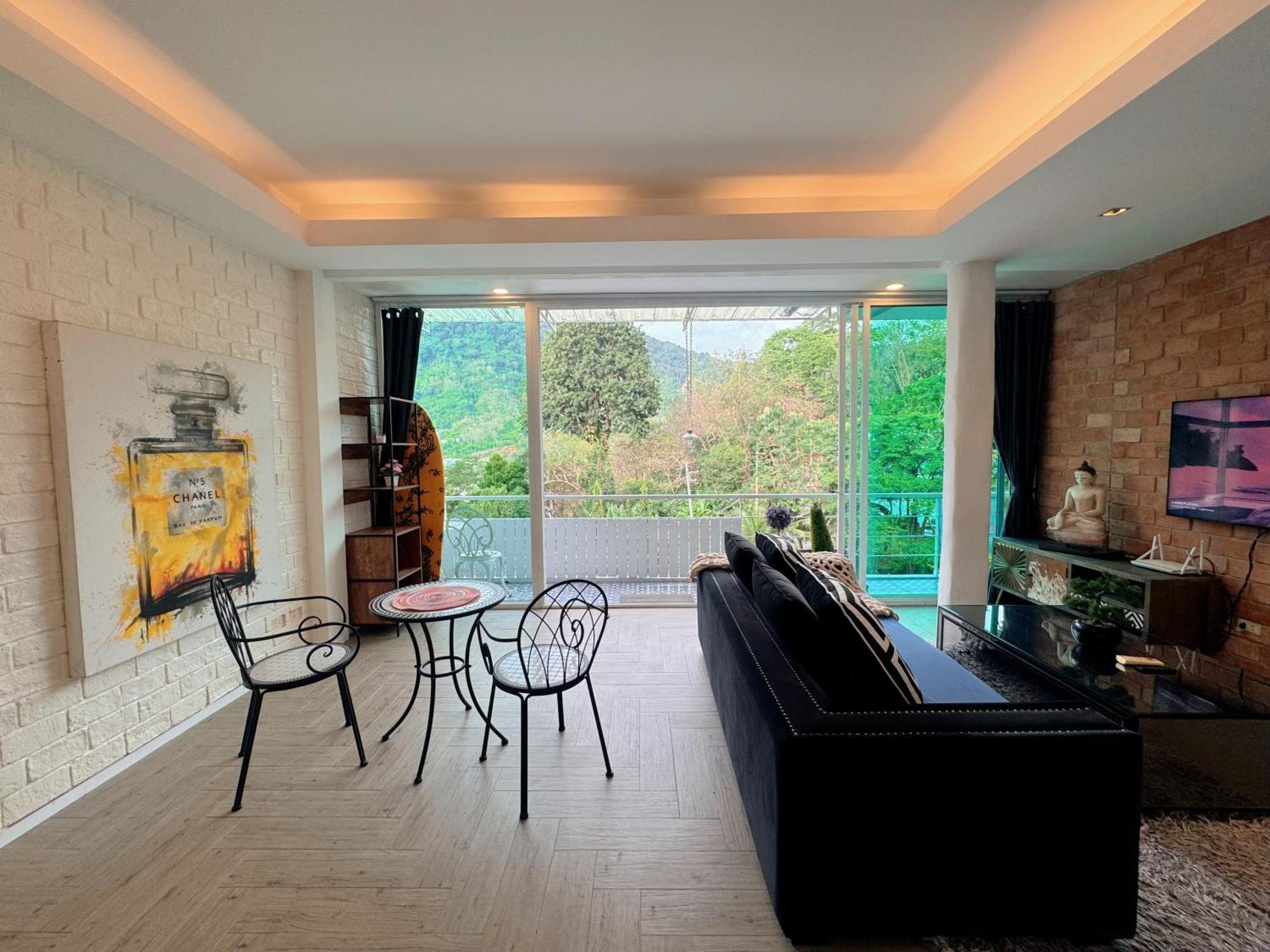 Peaceful Bliss In 81Sqm Top Floor In Kamala Bagian luar foto